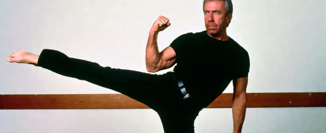 171+Chuck Norris Jokes That Roundhouse Kick Your Funny Bone